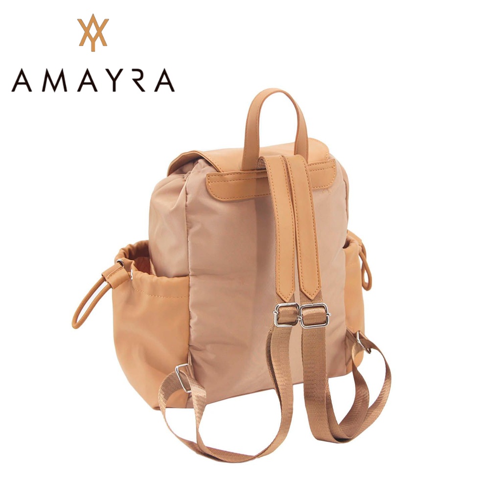 [42141] MOCHILA AMAYRA SOLAPA CON BROCHE STREET