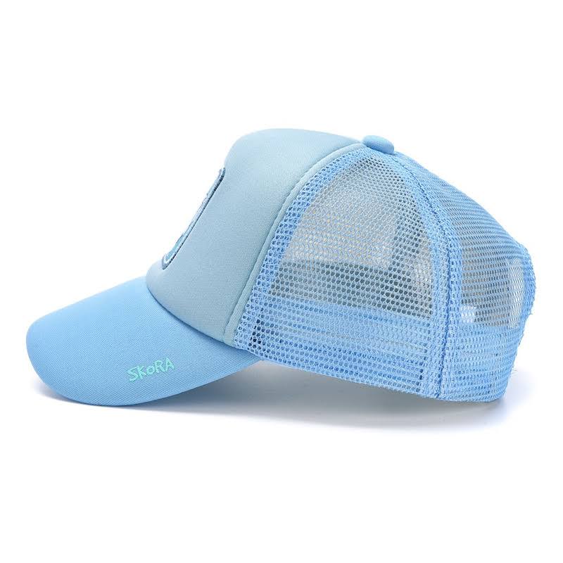 GORRA CAP INFANTIL CON PARCHE SUBLIMADO KORI Y BORDADO.