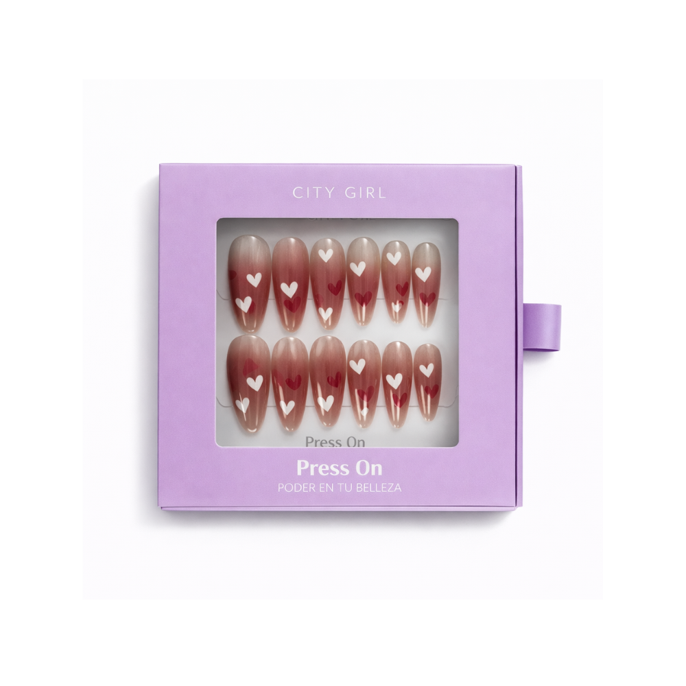 UÑAS PRESS ON ALEMNDRA CORAZON