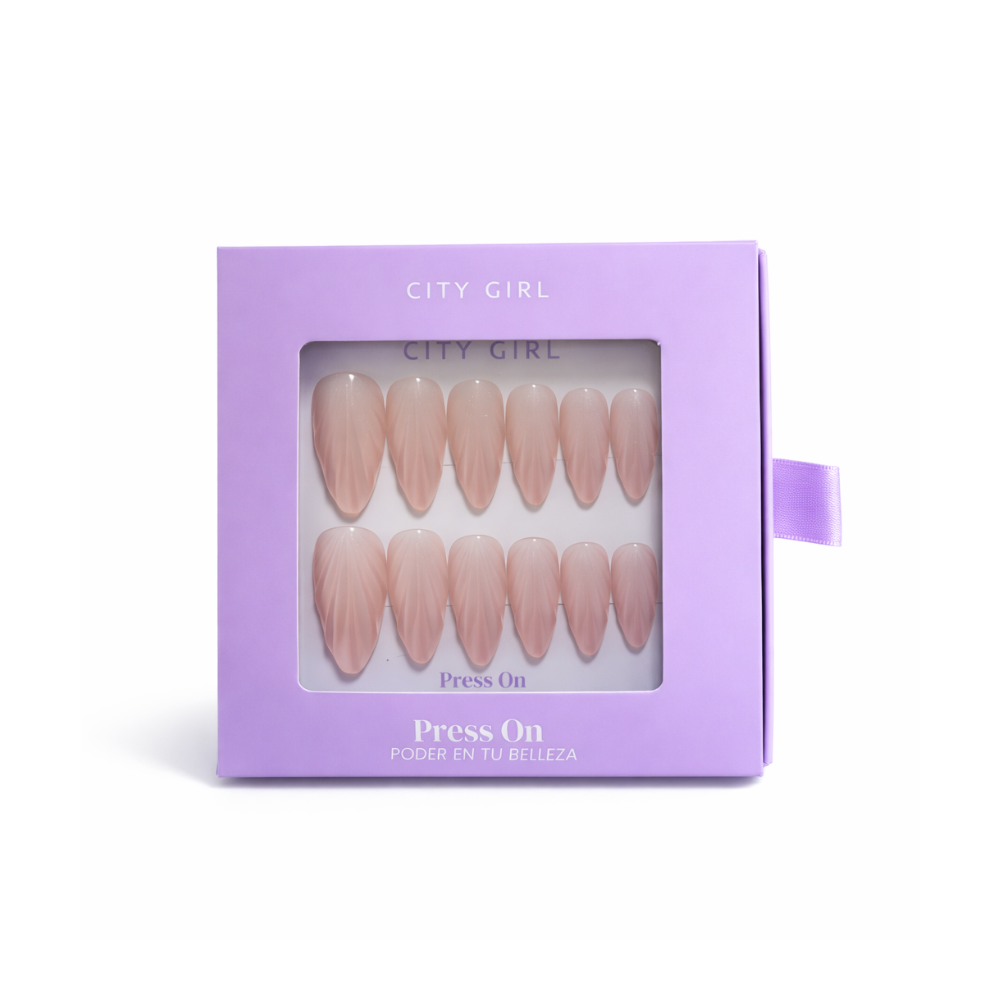 UÑAS PRESS ON ALMENDRA CON RELIEVE