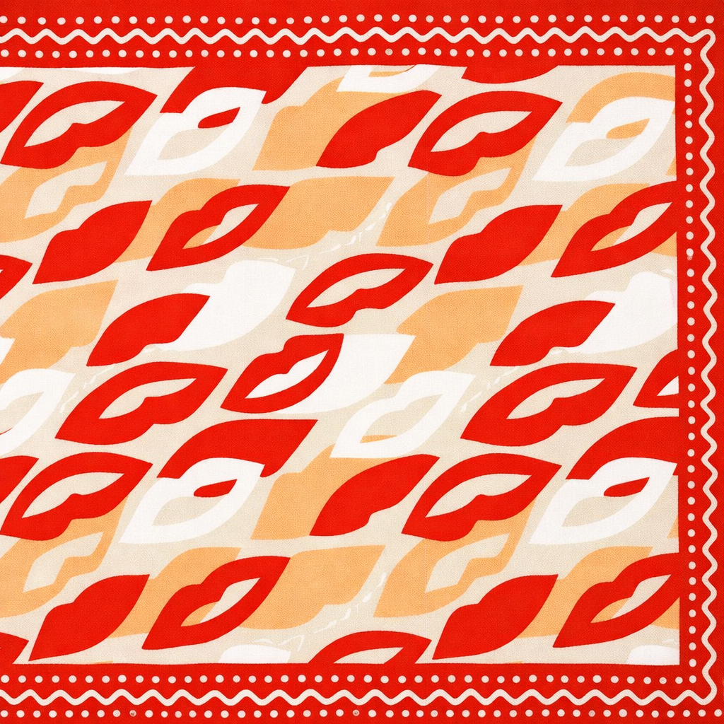 PAÑUELO ESTAMPADO OREIRO LOVE