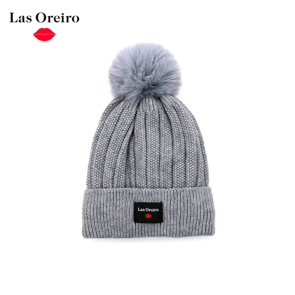 GORRO CON POMPON OREIRO LOVE