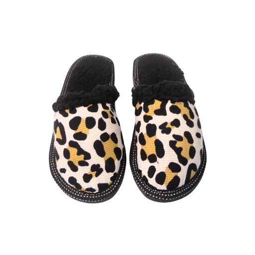 PANTUFLA ESTAMPADA CON CORDERITO 39-40