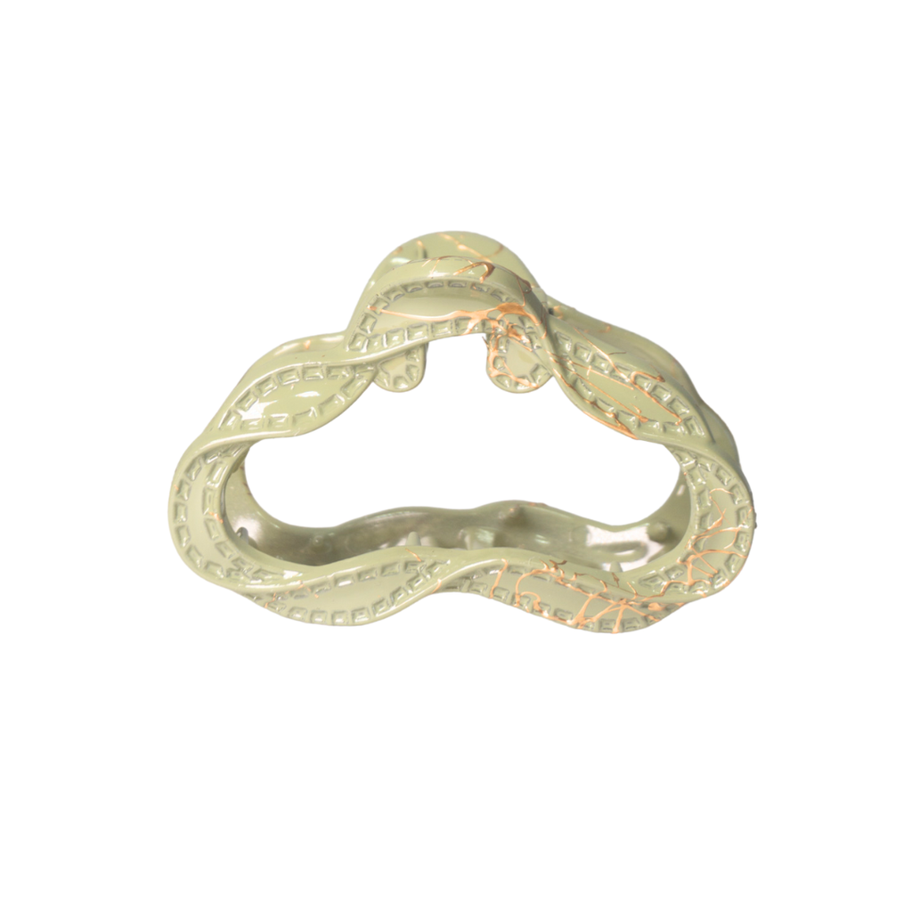 BROCHE FORMA ONDAS CON DORADO