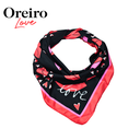 PAÑUELO ESTAMPA BESO OREIRO LOVE