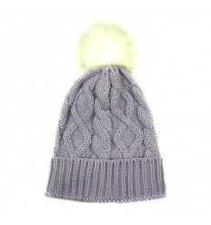 [10883] GORRO DE LANA CON POMPON