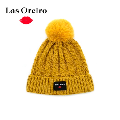 [40760] GORRO CON POM POM LAS OREIRO