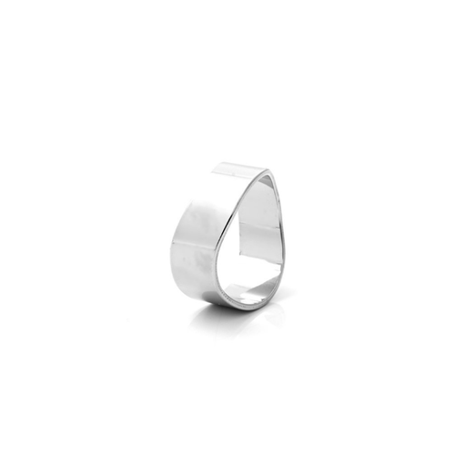 [48492] ANILLO DE ACERO QUIRURGICO  CON FORMA ONDULADA