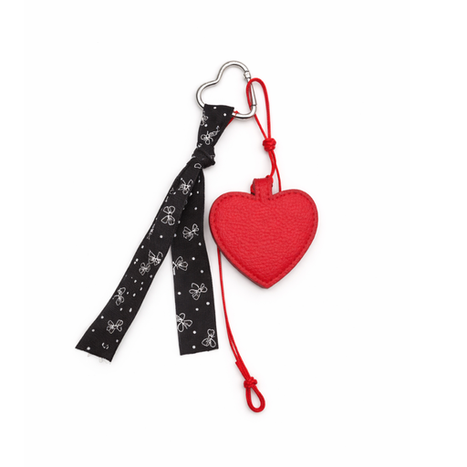 [52321] LLAVERO CHARM CORAZON CON TIRA