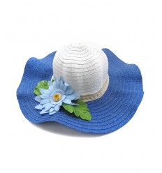 [14866] CAPELINA DE RAFIA CON APLIQUE DE FLOR
